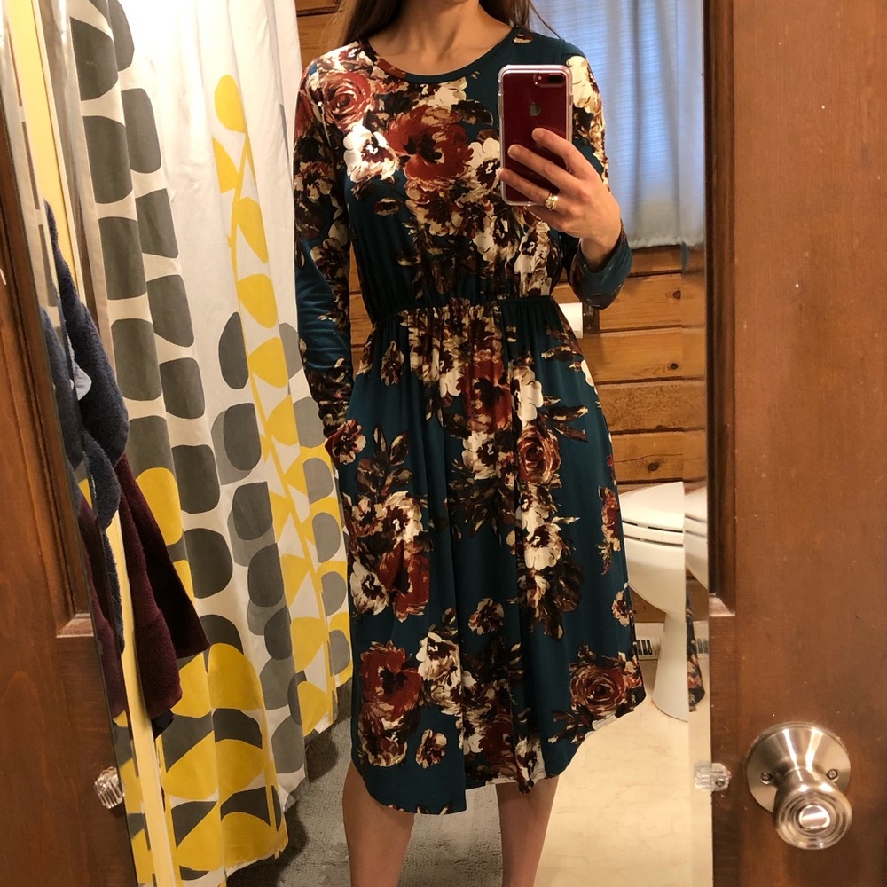 Reb & J 220 floral midi dress